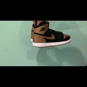 Air Jordan 1 Melo’s (Size 8)